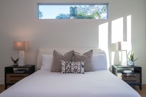 5 chambres, bureau, fer et planche à repasser, Wi-Fi gratuit