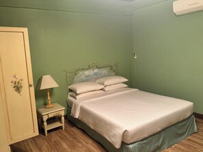 Free WiFi - The Colored house jomtien  (Pattaya)