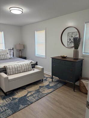 3 bedrooms, iron/ironing board, travel crib, WiFi - 3-bedroom house in heart of Newark close to Christiana Hospital & Mall (Newark)