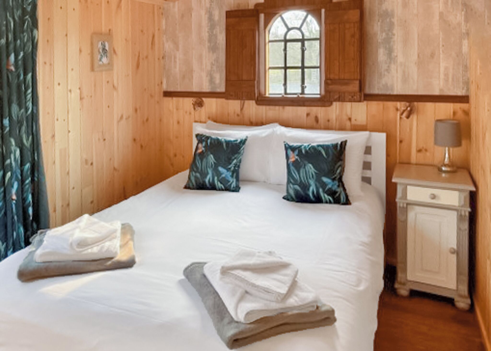 2 bedrooms