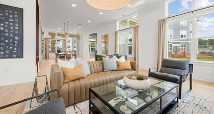 Modern Comfort Near Mooresville's Attractions