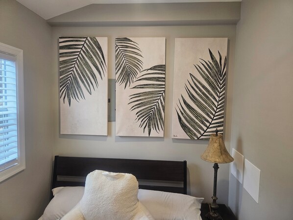 1 bedroom, WiFi, bed sheets - Cozy Mini Home Minutes from Baltimore and DC (Silver Spring)