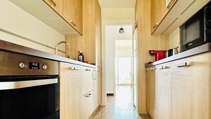 Coffee/tea maker, fridge, microwave, oven - 3387 - EL CORSARIO,B-4, SEA VIEW, QUIET AREA, IN THE COVE OF ALMADRABA OF CRYSTAL WATER. NEAR TO THE BEACH. (Roses)