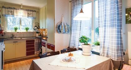 Gemütliches Zuhause in Rönnäng mit WLAN