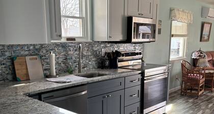 Beautiful 3 bedroom house in Villas NJ- dishwasher, washer/dryer, and ac.