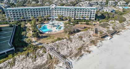 OCEANFRONT: The Seabatical Suite at Bridgewater Resort / Litchfield By The Sea