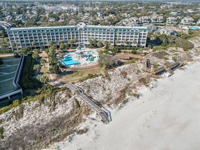 OCEANFRONT: The Seabatical Suite at Bridgewater Resort / Litchfield By The Sea