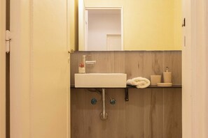 Apartment, 4 Schlafzimmer | Badezimmer