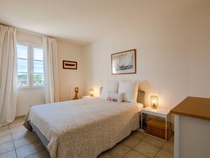 3 bedrooms, WiFi