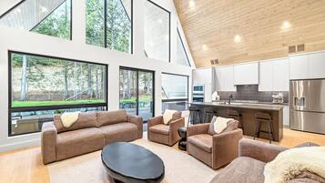 TV connectée, cheminée