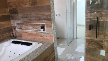 Superior Room, Mountain View | Bathroom