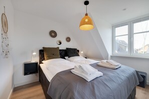 2 bedrooms, iron/ironing board, WiFi, bed sheets - Levi - "Vacation in vacation home Levi: relaxation and adventure on Sylt!" (Sylt / OT Tinnum)