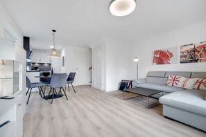 Imagen sin descripción, 2 de 17, botón