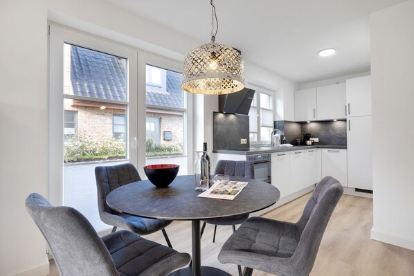 Imagen sin descripción, 1 de 17, botón