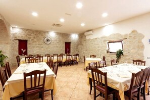 用餐