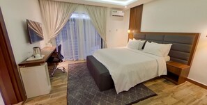 Superior Room, Balcony, City View | Desk, free WiFi
