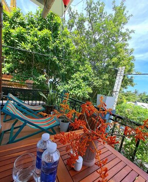 Deluxe Room, Balcony, Mountain View | Hypo-allergenic bedding, soundproofing, free WiFi - Cong Man Homestay - Cham Island (Da Nang)