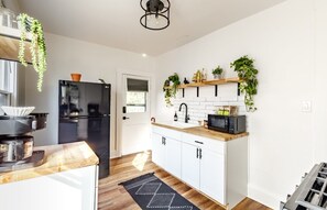 4 bedrooms - Short North Convention Private Parking Pets (Columbus)