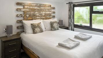 2 bedrooms