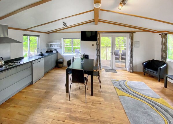 Kühlschrank, Ofen, Herdplatte, Toaster