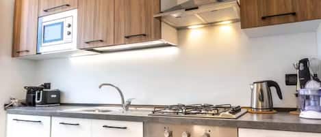 Microwave, oven, dishwasher