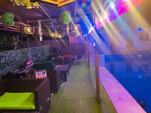 บริเวณนั่งเล่น