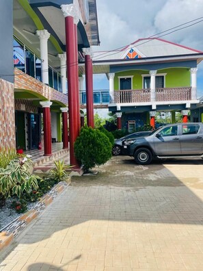 Exterior - Milly Jay Hotel an Event Center (Punikrom)