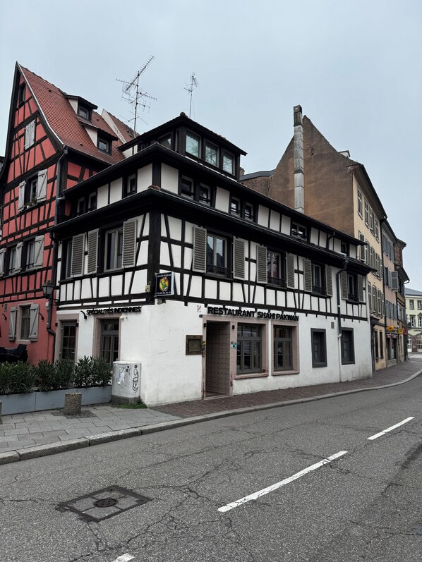 Exterior - STRASBOURG Centre Beau F3 Petite France Centre historique 3* with parking included (Strasbourg)