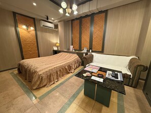 Basic Double Room | Free WiFi - hotel syuyukan (izumisanosikamikawaraya)