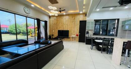 #1 Lavish & Huge 5bhk Villa "60 ML Chalet" 35 ppl