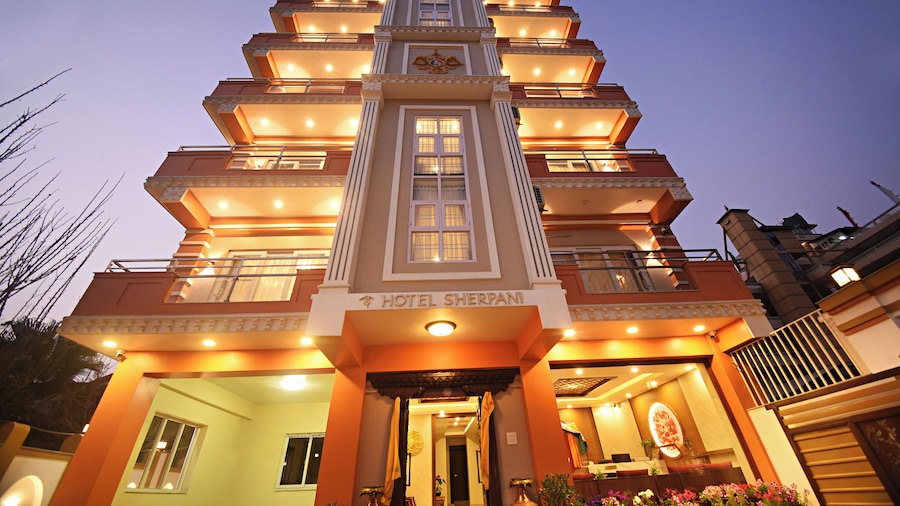 Hotel Sherpani