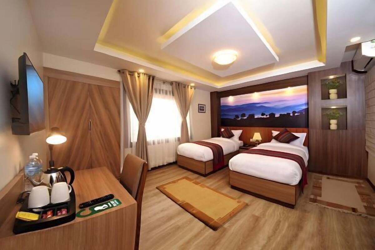 Egyptian cotton sheets, premium bedding, pillow-top beds