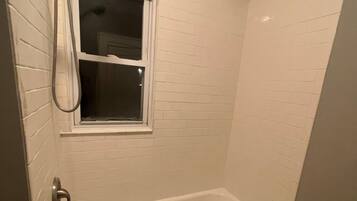 Apartment | Bathroom | Shower, towels