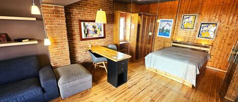 1 slaapkamer, een bureau, gratis wifi, beddengoed