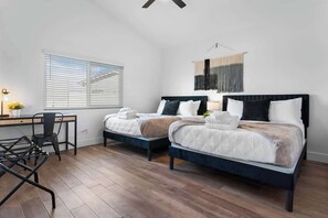 5 dormitorios, tabla de planchar con plancha, cuna de viaje y wifi