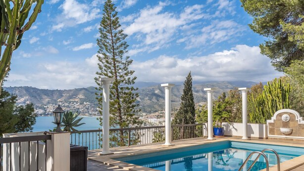 A pool with a view of mountains and a lake. - Villa, Private Pool, 5-Minute Walk to the Beach (La Herradura)