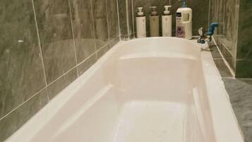 Towels, soap, shampoo, toilet paper