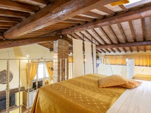 2 chambres, fer et planche à repasser, lit parapluie, Wi-Fi gratuit