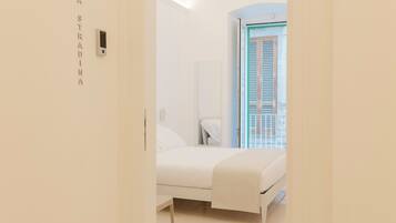 1 chambre, coffres-forts dans les chambres, bureau