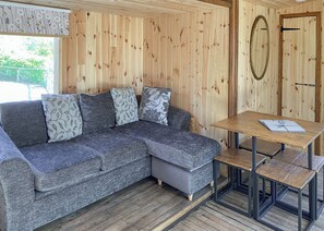 Interior - 2 bedroom accommodation in Westbury (Westbury)