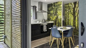 Unclassified image, 2 of 10, button - 1 bedroom accommodation in Westbury (Westbury)