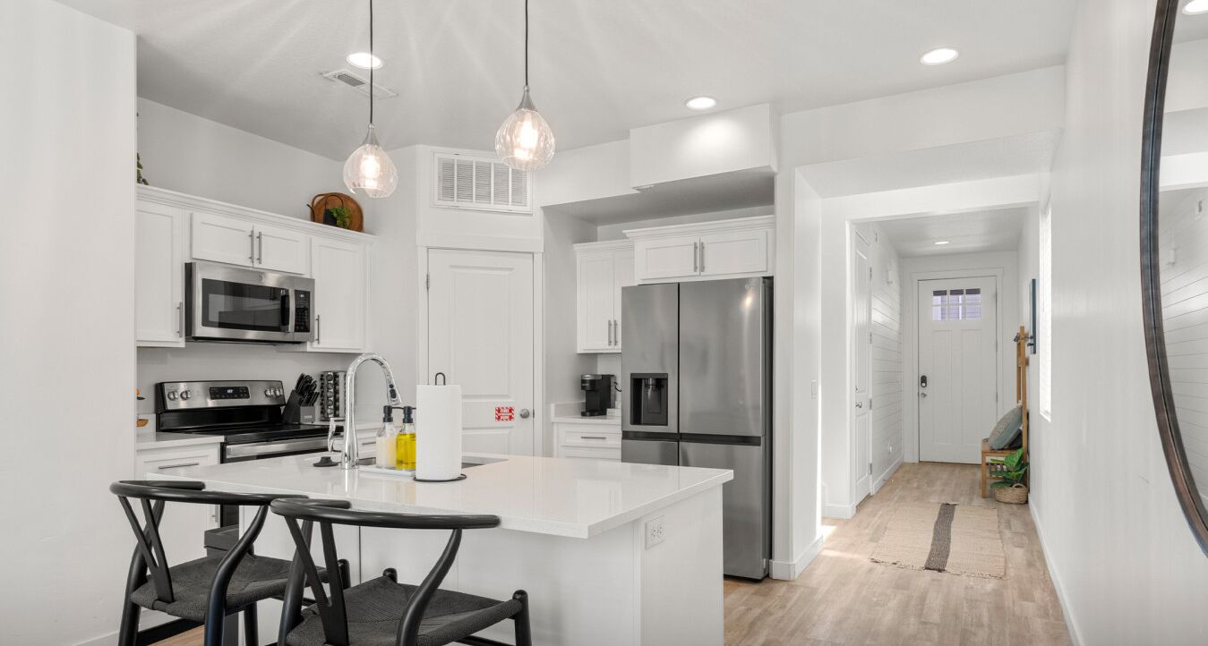 冰箱、微波炉、烤箱、炉灶