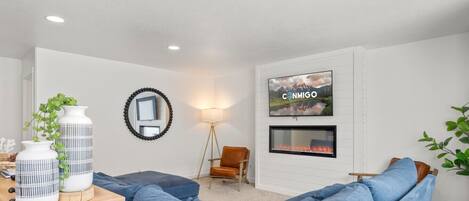 TV connectée, cheminée