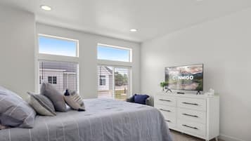 3 chambres, bureau, lit parapluie, Wi-Fi gratuit