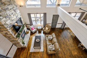 TV, fireplace, offices