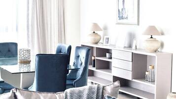 Family Apartment, Balcony, City View | Living area