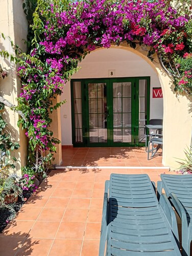 Duplex Apartment, with private garden, in quiet complex