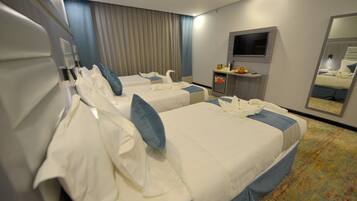 Quadruple Room, City View | Free WiFi