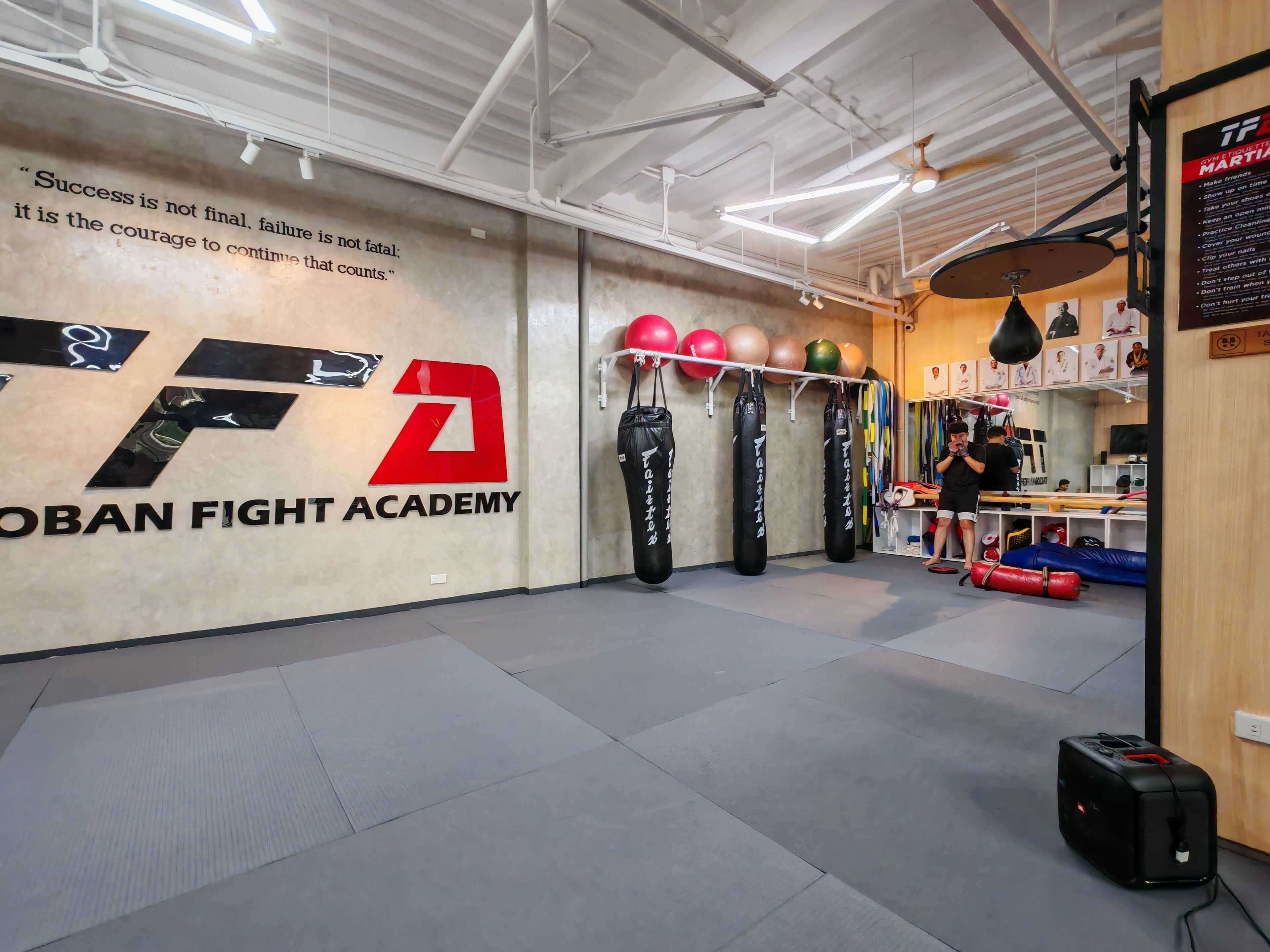 Photo - ZenSuites Hotel Tacloban