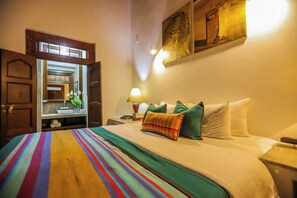 Deluxe Suite, Balcony